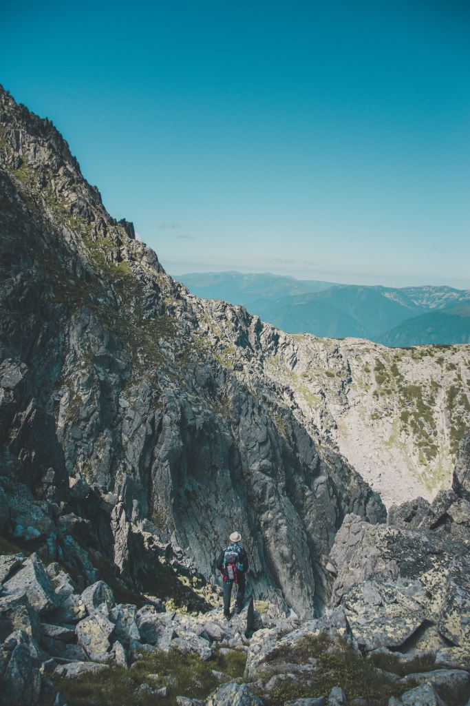 sergiu-gabriel-ubdnv_7qwjo-unsplash